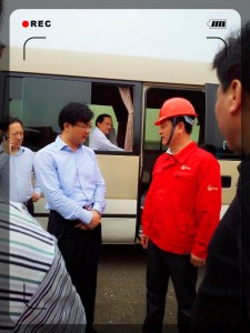 潛江市紫月路西延道路工程施工,市領導親臨現(xiàn)場視察、指導工作